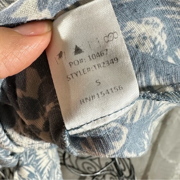 Mod Ref tropical pineapple cropped collared button down size S - Picture 7 of 7